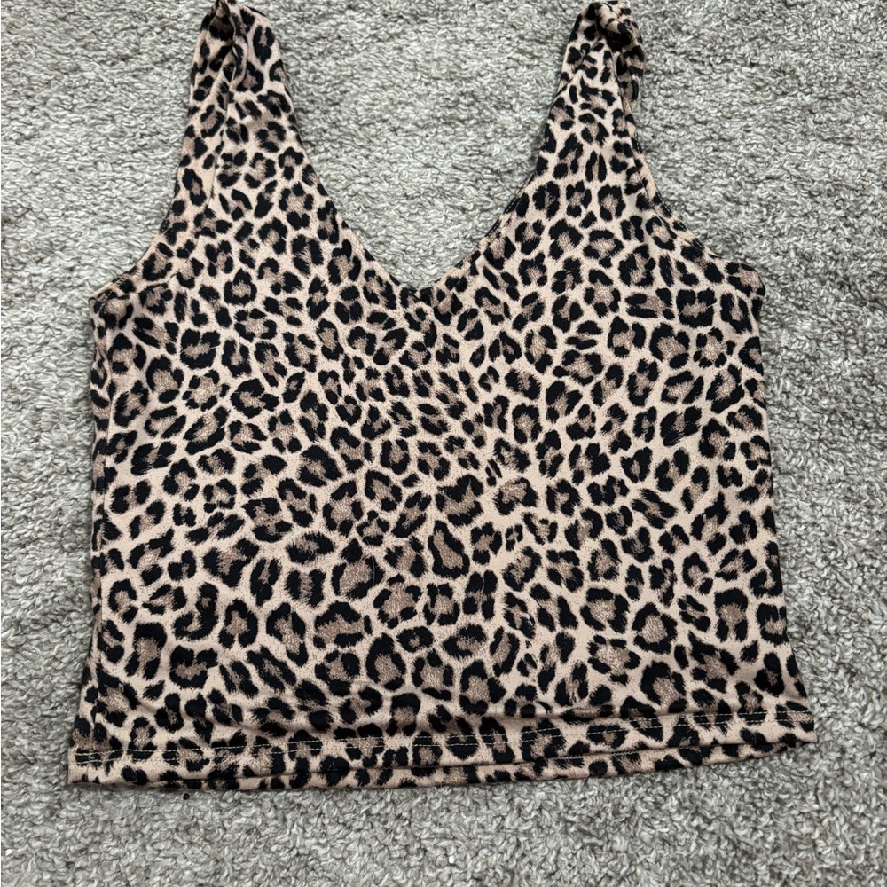 Gaze Leopard Print Tank Top
